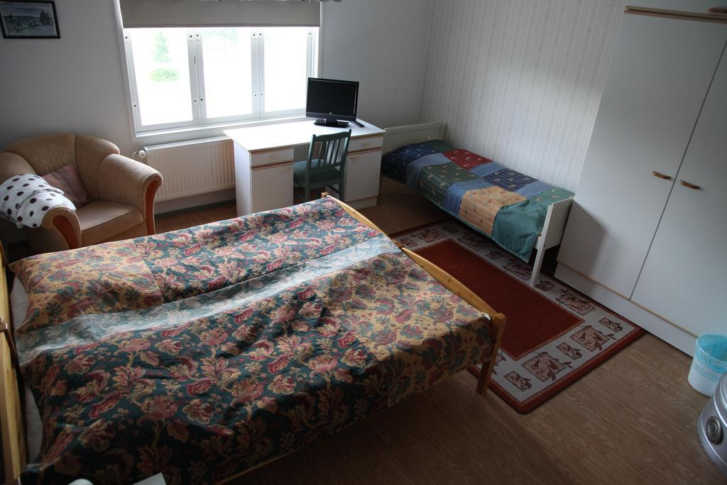 Opintola Bed & Breakfast Norinkylä Rum bild